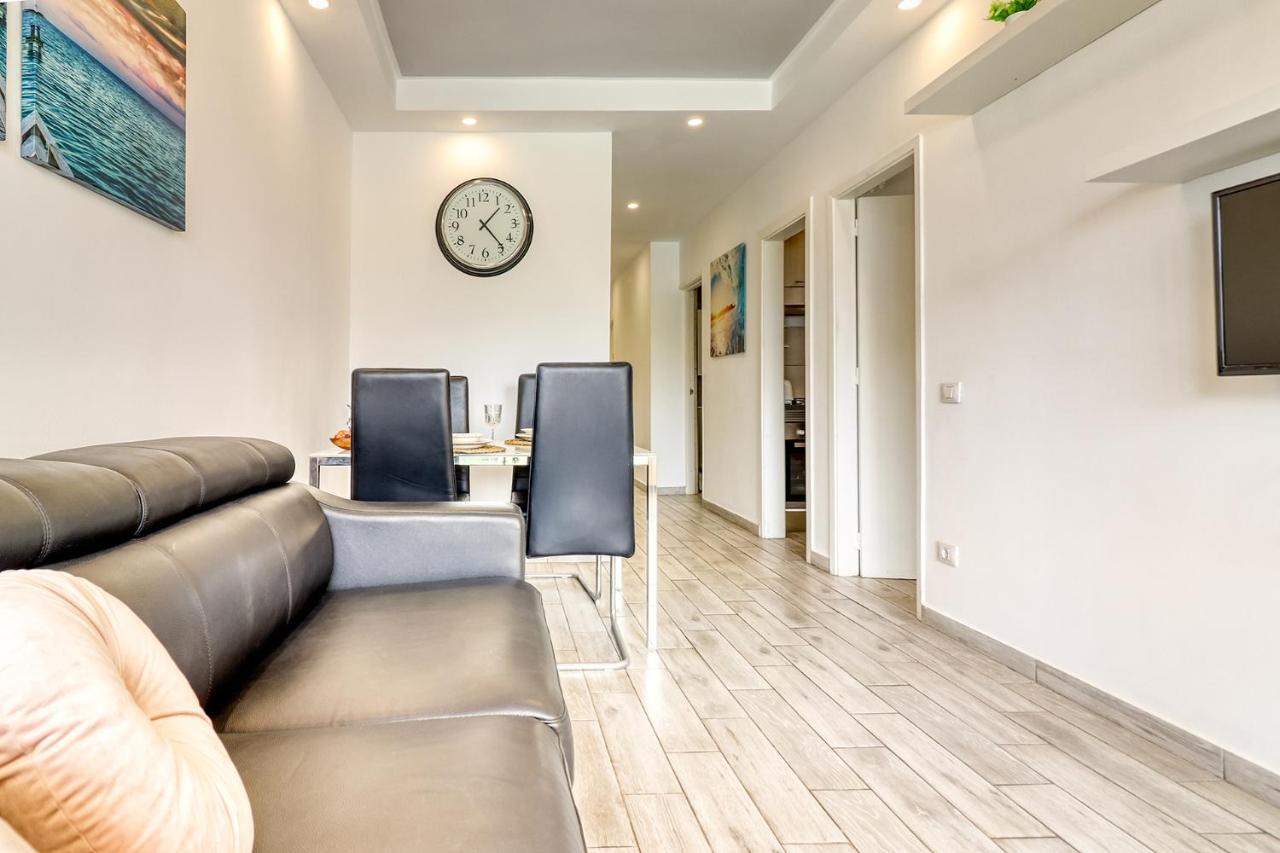 Modern Apartment With An Addictive Terrace View Los Cristianos  Exteriör bild